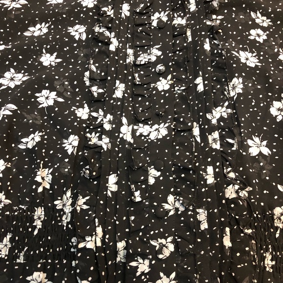 Torrid Black and White Floral Shirt - Picture 4 of 7